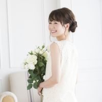 男ウケ抜群【結婚式でモテるパーティドレス大全】