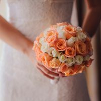 【結婚式お呼ばれ】おすすめのオレンジドレス特集＆おしゃれコーデ術
