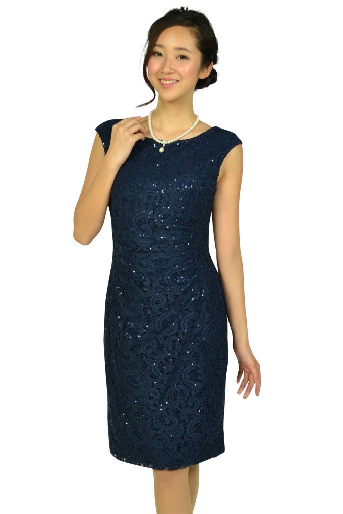 女性の憧れ タイトシルエットのパーティードレスで女度アップ Ikina イキナ