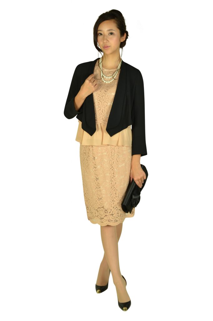 結婚式の受付係を頼まれたら 服装と受付のキホンをチェック Ikina イキナ