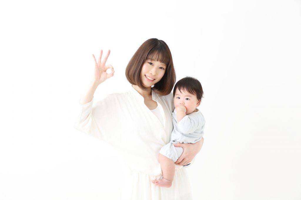 授乳専用ドレスじゃなくても デザインで選べば授乳可能