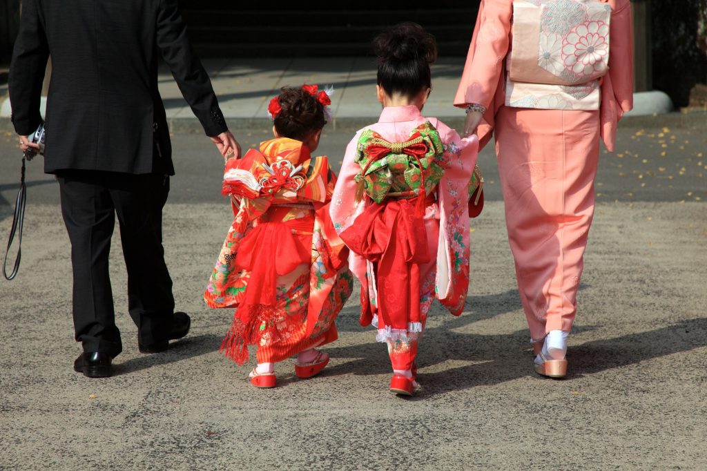 「七五三」は家族みんなの大切な記念日!家族写真で思い出を残そう♪