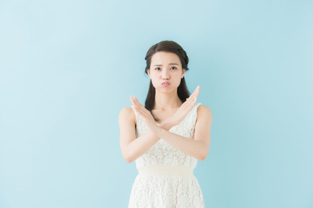 その服装で大丈夫?最低限守りたい二次会服装NG集