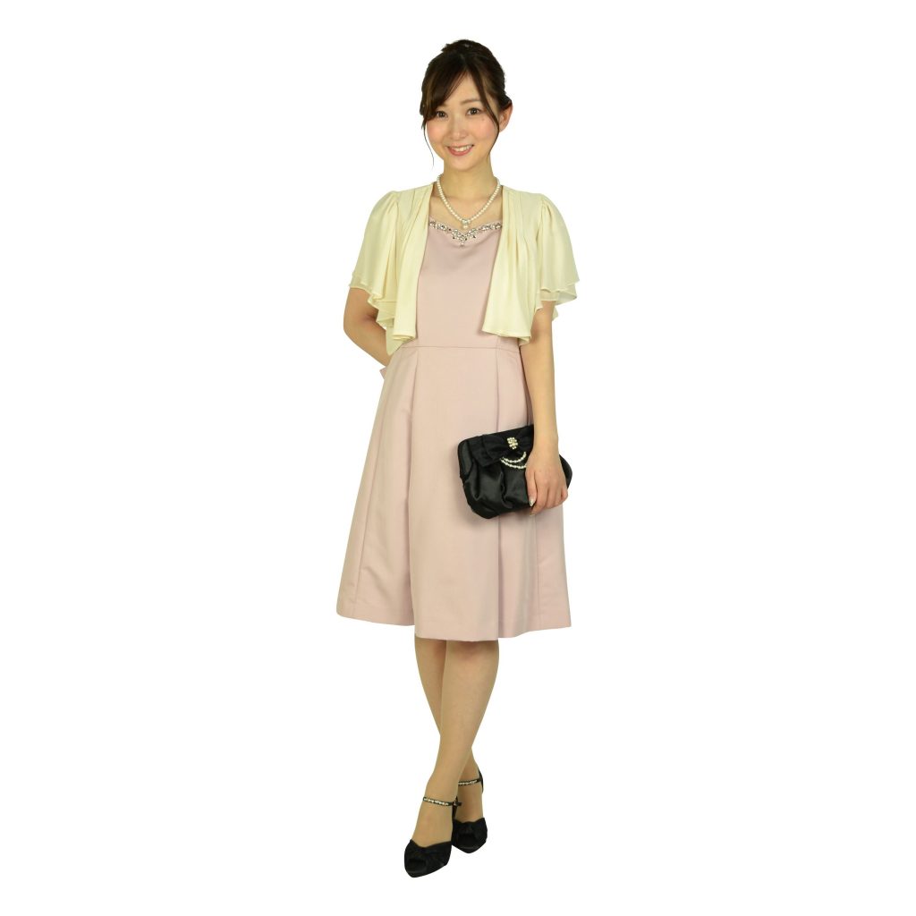 3色コーディネートで素敵にドレスアップ☆