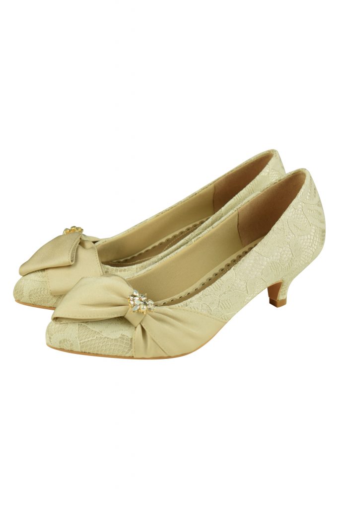 人気の靴レンタル 実際どうなの 徹底検証で疑問を解決 Ikina イキナ