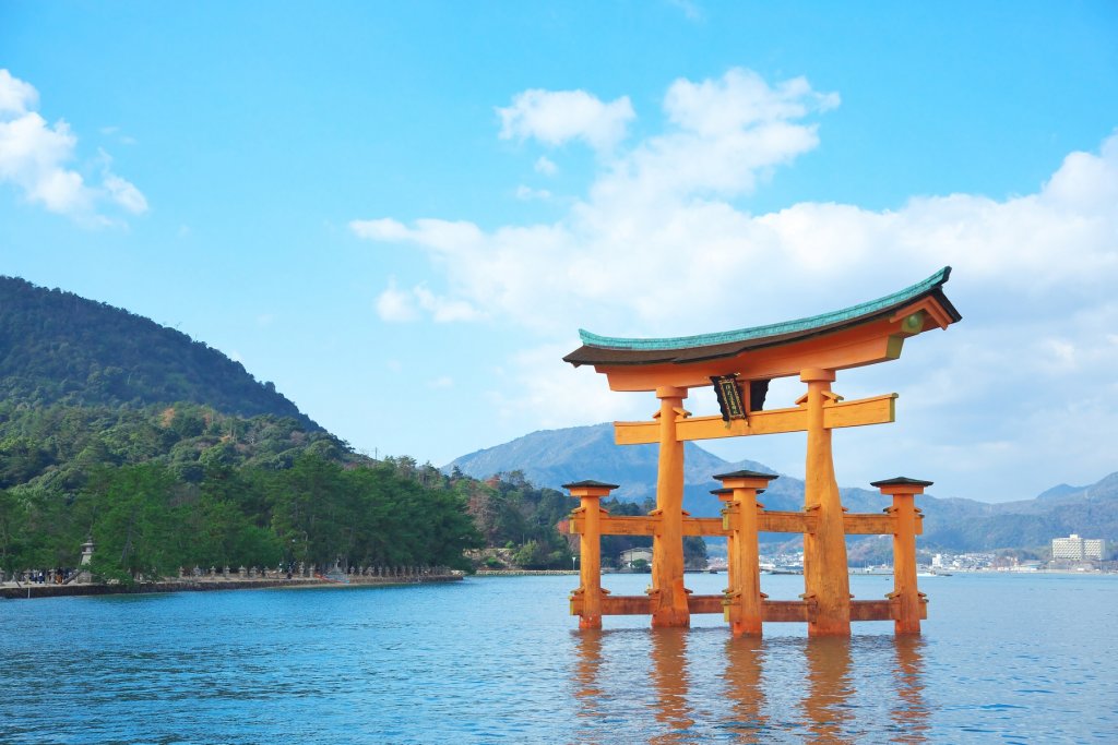 厳島神社