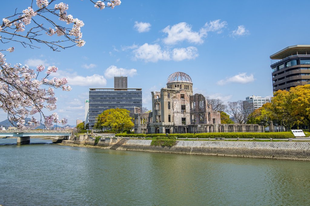 広島
