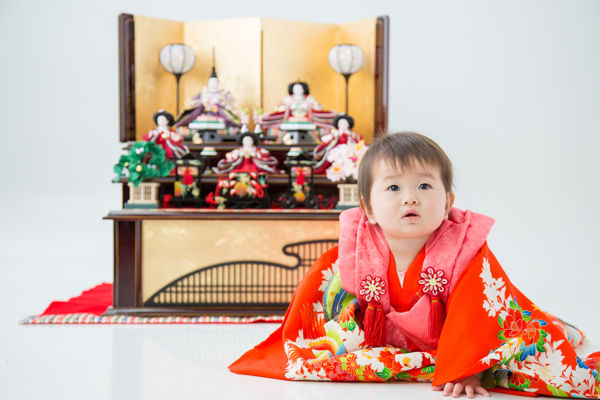 初節句　服装　スタジオ　母親　ドレス