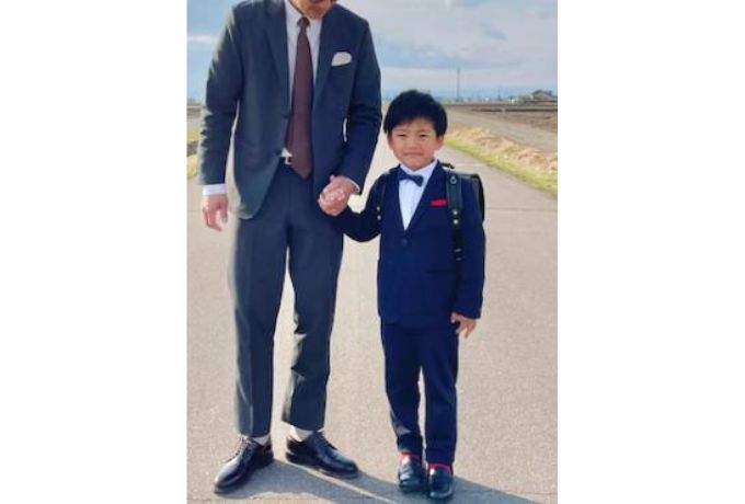 小学校入学式】男の子は何着る？服装マナー・おしゃれなコーデ集 
