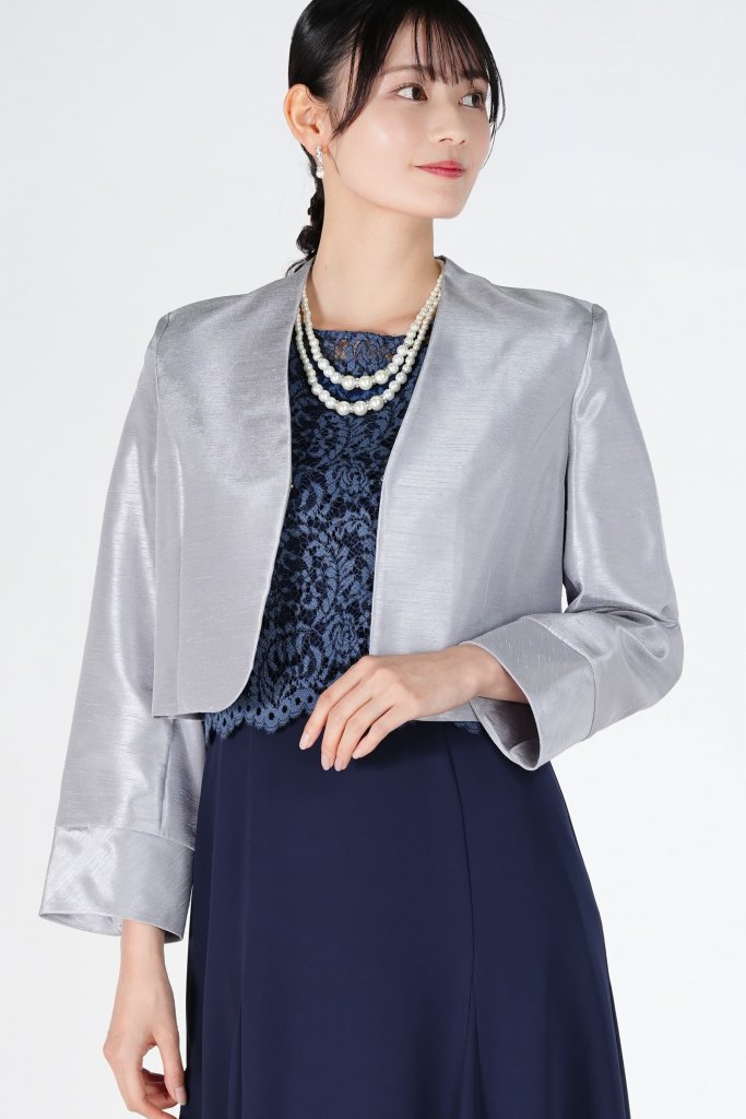 LUXE GRACE シンプル光沢シルバージャケット