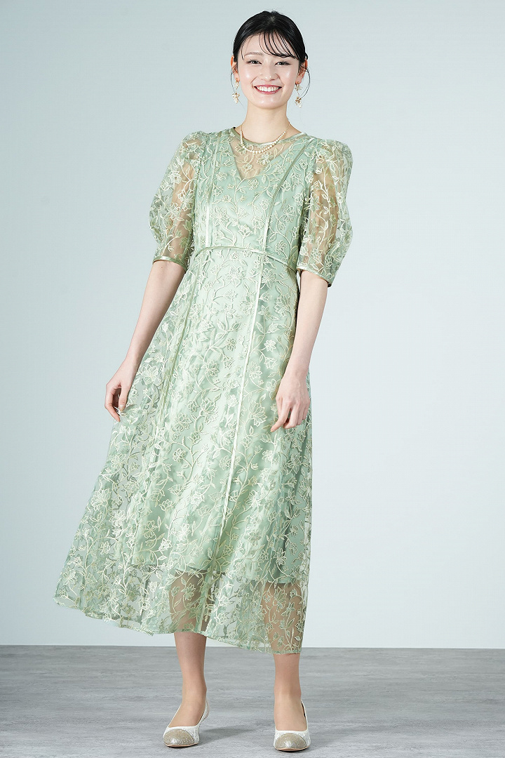 LILY BROWN フラワーラメ刺繍ミントドレス