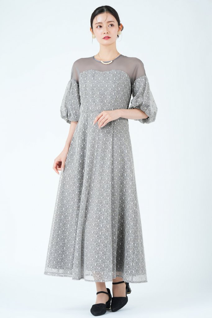 URBAN RESEARCH ROSSO 幾何学レース×パフスリーブグレードレス