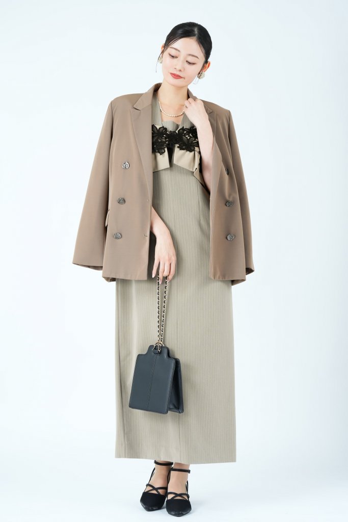 ANDRESD 刺繍ビスチェ×ピンストライプベージュドレス