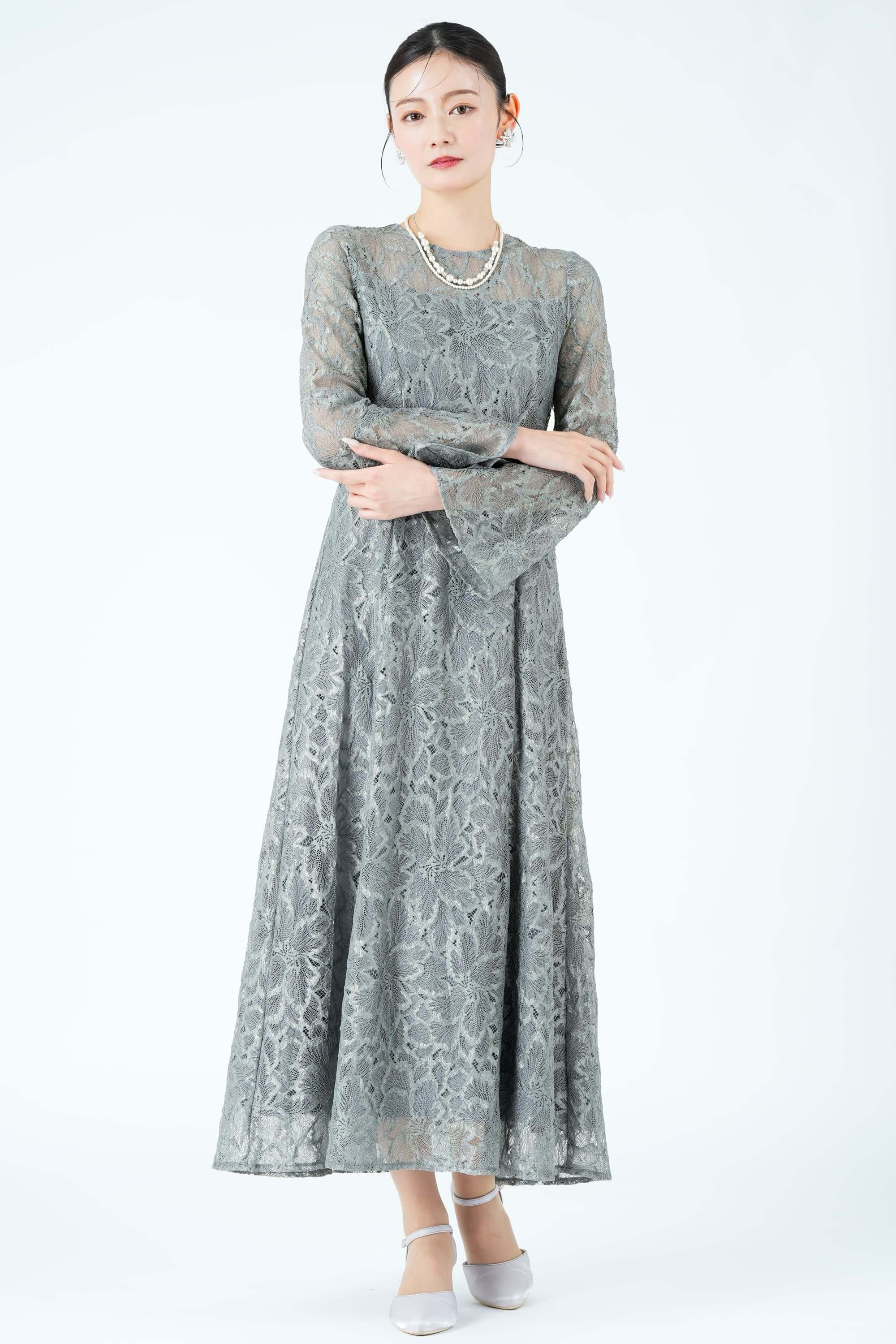 AIMER 陰影フラワーレースくすみブルードレス