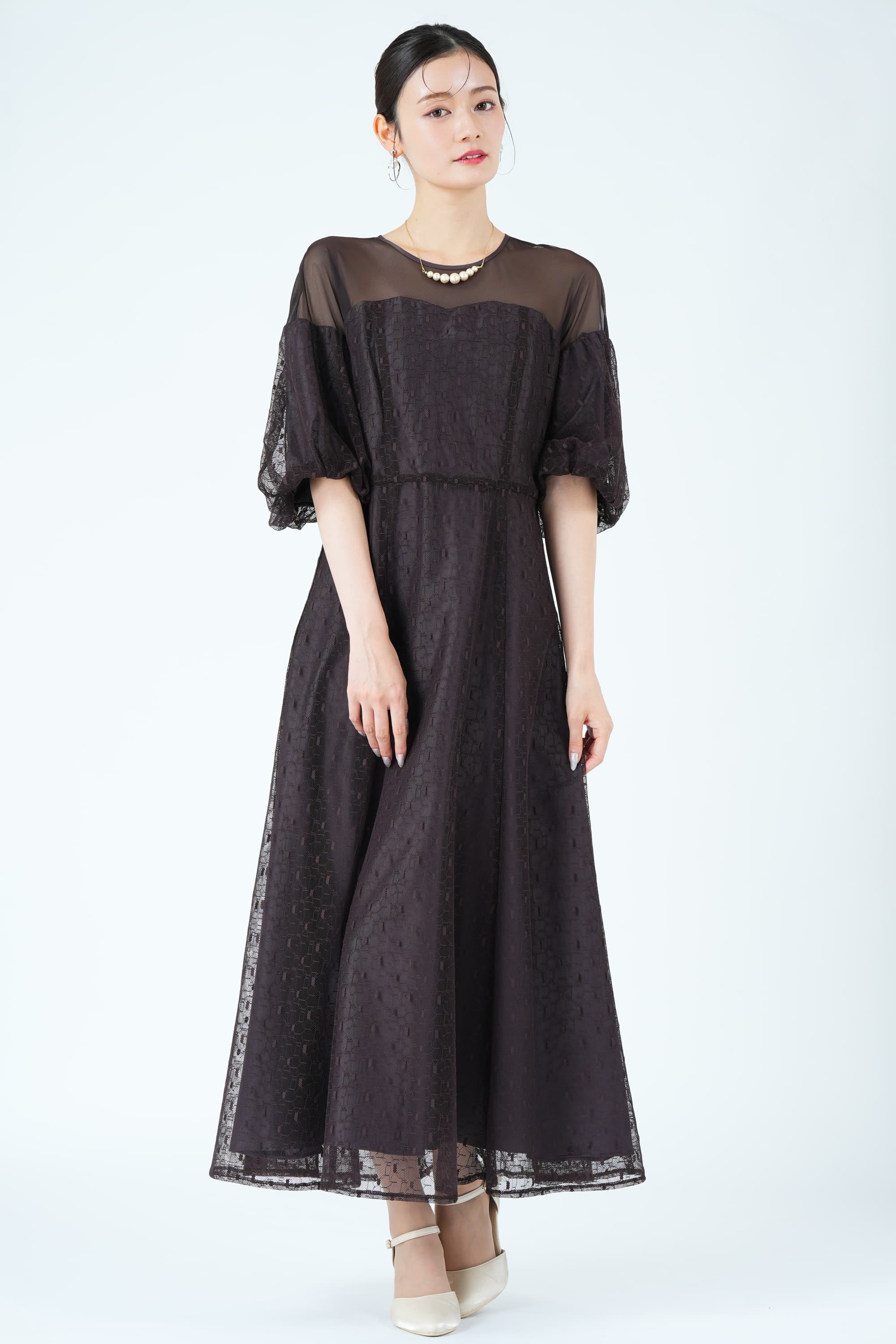 URBAN RESEARCH ROSSO 幾何学レース×パフスリーブブラウンドレス