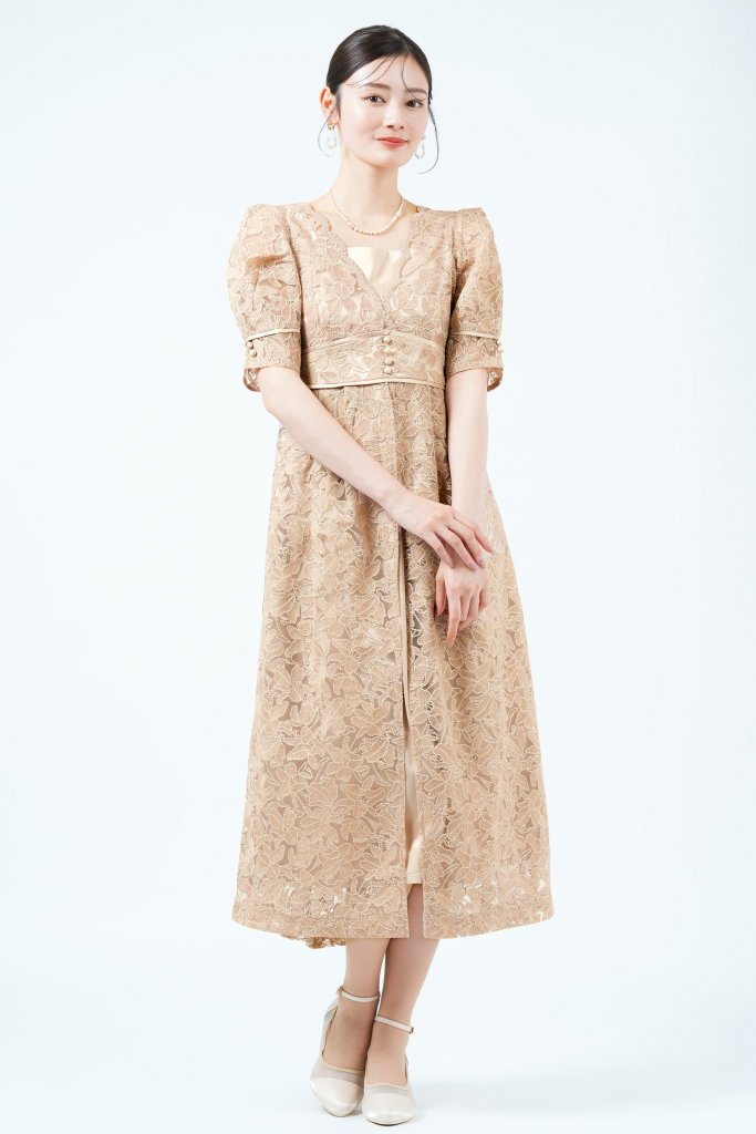 LILY BROWN リリー刺繍レイヤードピンクベージュドレス