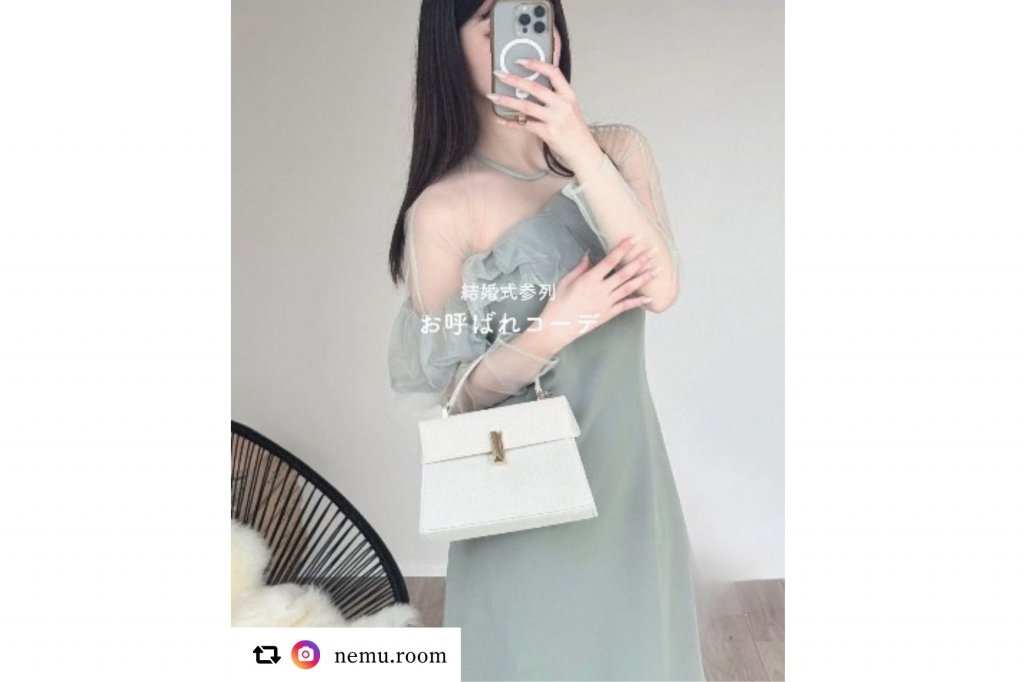 パステルカラーで大人ガーリーなスタイルに