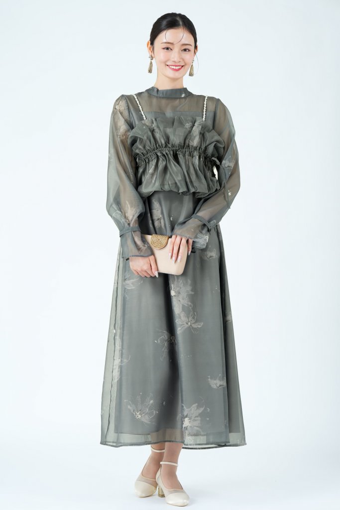 WILLFULLY パールショルダー×箔フラワーグリーンドレス