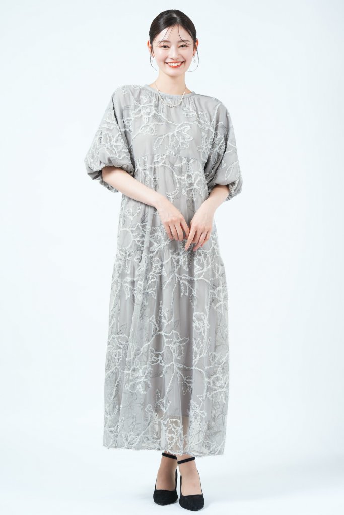 Discoat フェザーフラワー刺繍ライトグレードレス