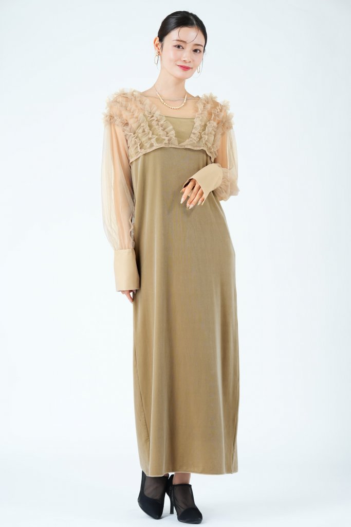 CAPRICIEUX LE’MAGE エアリーチュール×ベロアベージュドレス