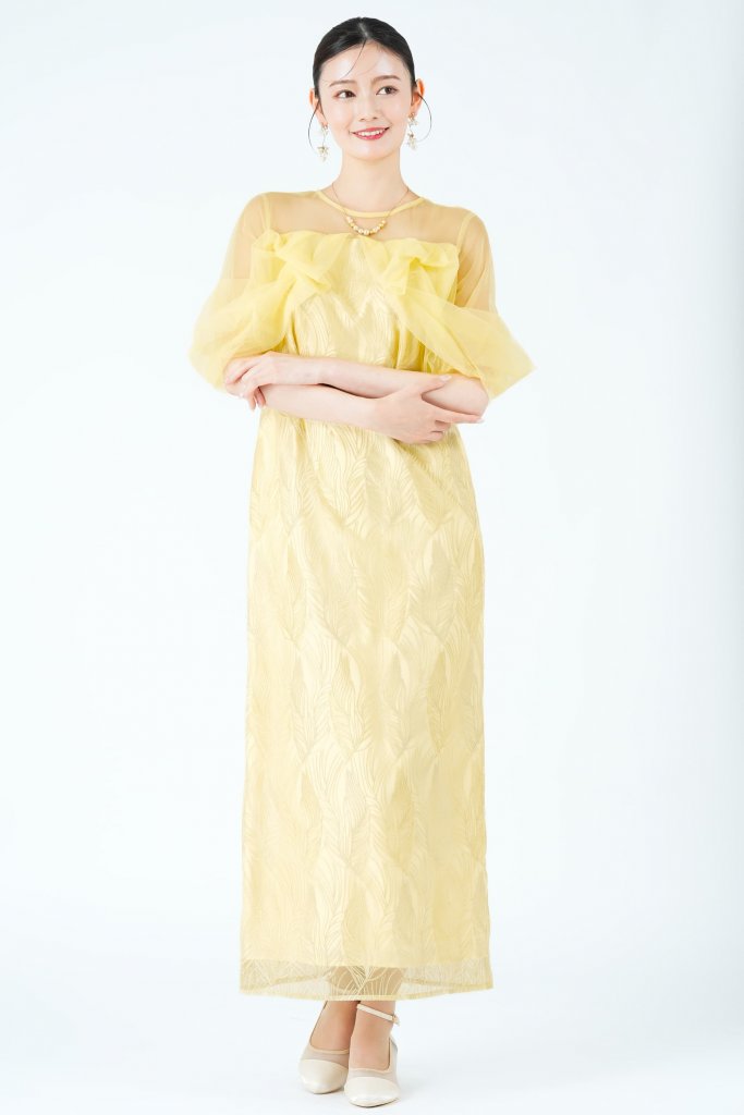 et.UNiVER ツイストエアリーペンシルイエロードレス