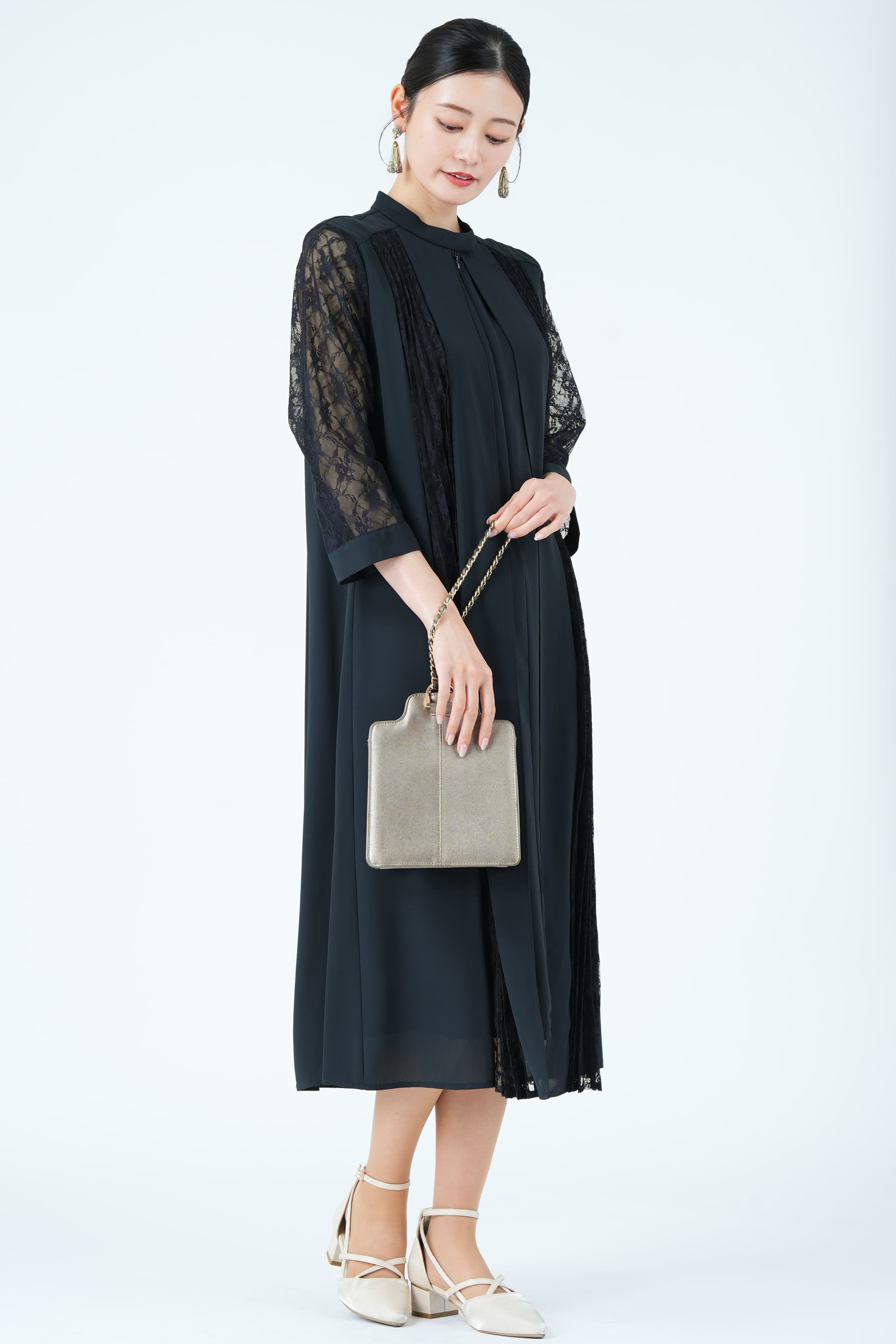 Jolie et Jolieフロントレース縦ラインスタンドカラーネイビードレス