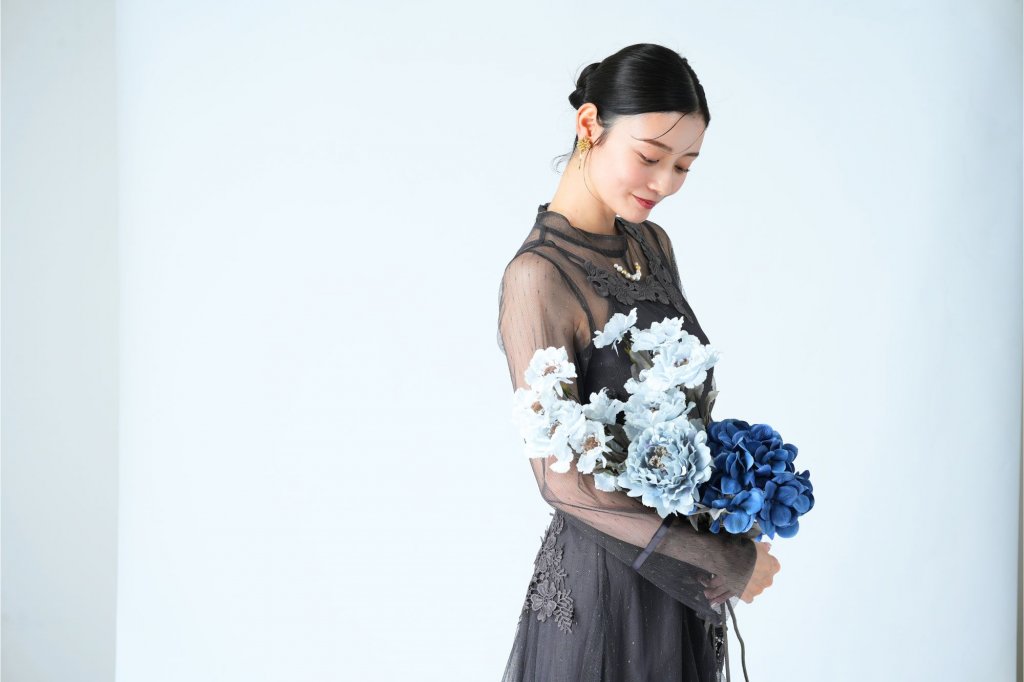 【30代】結婚式お呼ばれドレスはこう選ぶ！マナーと正解コーデまとめ