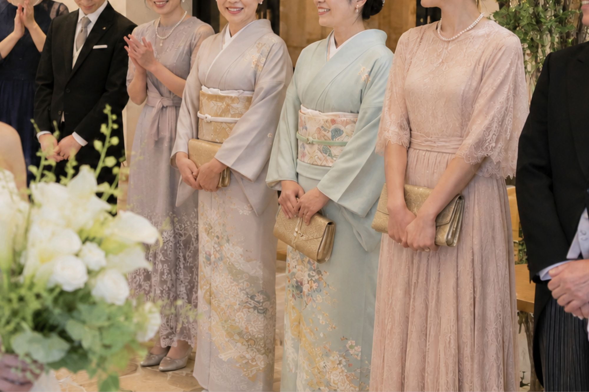パンツスーツを避けた方が無難なケース
