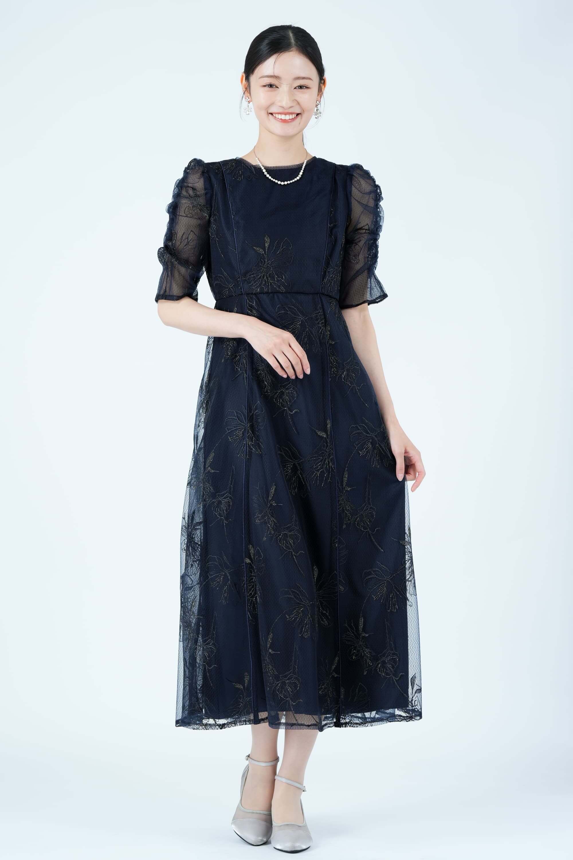 AIMER ミストチュールフラワーラメ刺繍ネイビードレス