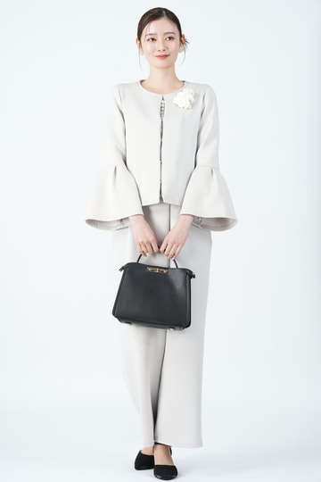  White Joola ハイストレッチグレージュパンツスーツセット